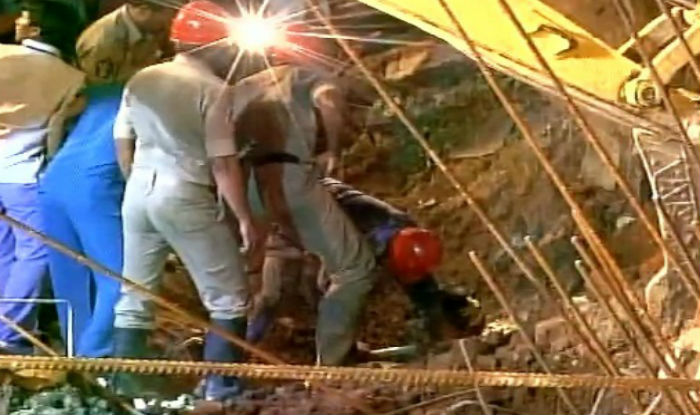 twokilledinmumbaibuildingcollapse
